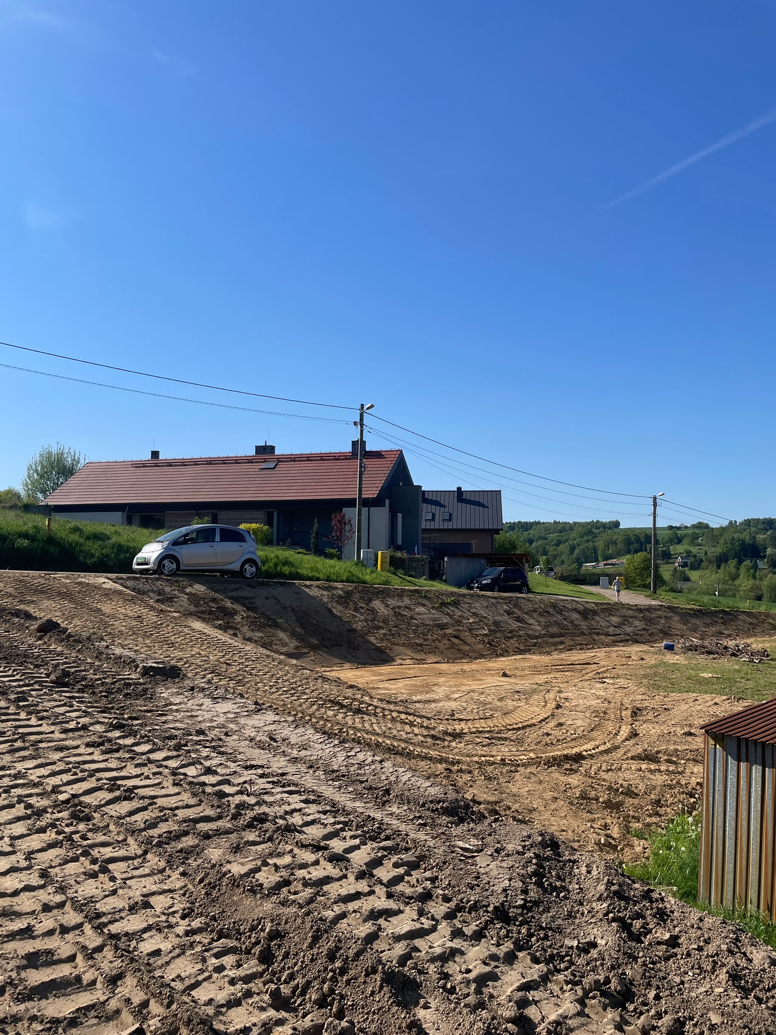 Tarasowanie i kształtowanie skarpy – zdjęcie 3